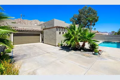 54385 Avenida Madero, La Quinta, CA 92253 - Photo 10