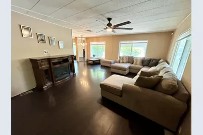 154 Estrada Way, Cathedral City, CA 92234 - Photo 2