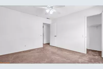 44 Lakeview Circle, Cathedral City, CA 92234 - Photo 18