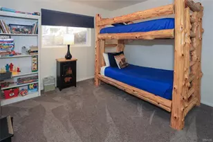 1010 Brookside Ln, Fawnskin, CA 92333 - Photo 36