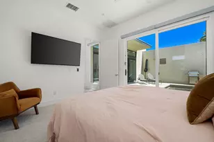 584 Fountain Dr, Palm Springs, CA 92262 - Photo 16