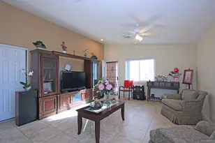 12925 Maui Way, Desert Hot Springs, CA 92240 - Photo 6
