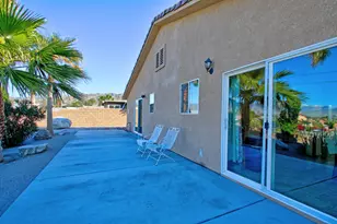 12925 Maui Way, Desert Hot Springs, CA 92240 - Photo 10