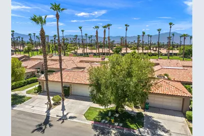 38915 Wisteria Drive, Palm Desert, CA 92211 - Photo 2