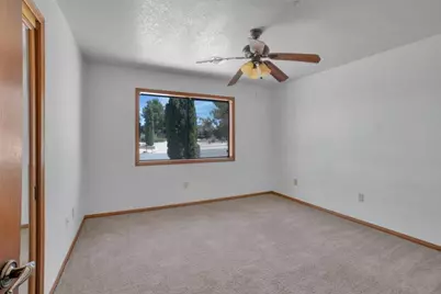 8668 Frontera Avenue, Yucca Valley, CA 92284 - Photo 16