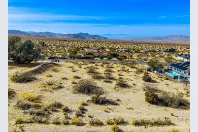 7215 Mt Lassen Avenue, Joshua Tree, CA 92252 - Photo 10