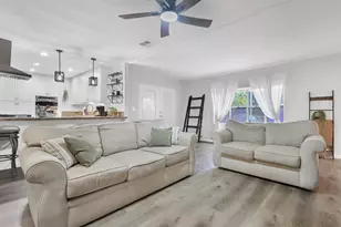 33 Diamond E Dr, Palm Desert, CA 92260 - Photo 12