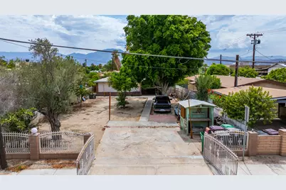 437 Vine Avenue, Coachella, CA 92236 - Photo 2