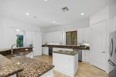 51200 Calle Paloma, La Quinta, CA 92253 - Photo 10