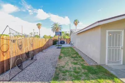 67710 Vista Chino, Cathedral City, CA 92234 - Photo 20