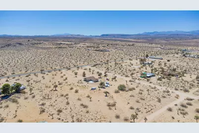 58522 Reche Road, Landers, CA 92285 - Photo 10