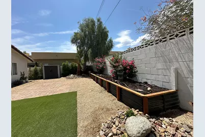 54445 Avenida Alvarado, La Quinta, CA 92253 - Photo 24