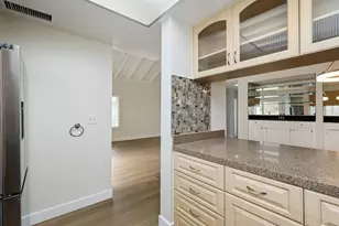47 Portola Dr, Palm Springs, CA 92264 - Photo 12