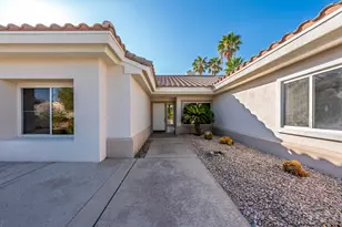 38324 Sunny Days Dr, Palm Desert, CA 92211 - Photo 8