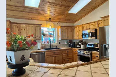 525 Angeles Boulevard, Big Bear City, CA 92314 - Photo 6