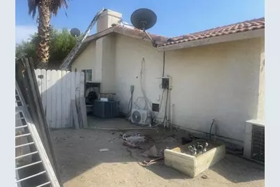 19100 Ford Avenue, Desert Hot Springs, CA 92241 - Photo 18