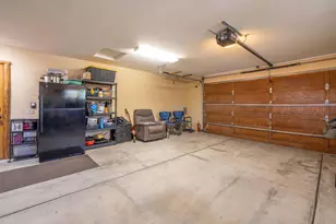 385 Sunrise Way, Big Bear Lake, CA 92315 - Photo 42