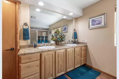 385 Sunrise Way, Big Bear Lake, CA 92315 - Photo 24