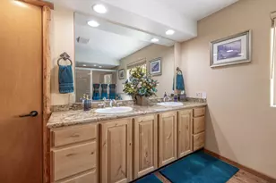 385 Sunrise Way, Big Bear Lake, CA 92315 - Photo 24