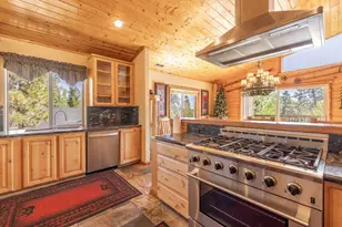 385 Sunrise Way, Big Bear Lake, CA 92315 - Photo 14