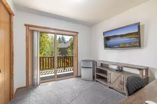 385 Sunrise Way, Big Bear Lake, CA 92315 - Photo 34