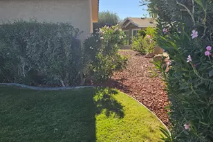 34521 Mesquite Tree Dr, Thousand Palms, CA 92276 - Photo 6