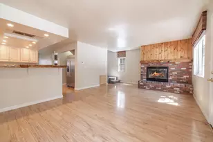 42998 Sunset Dr, Big Bear Lake, CA 92315 - Photo 10