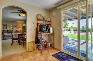 64743 Pinehurst Cir, Desert Hot Springs, CA 92240 - Photo 10