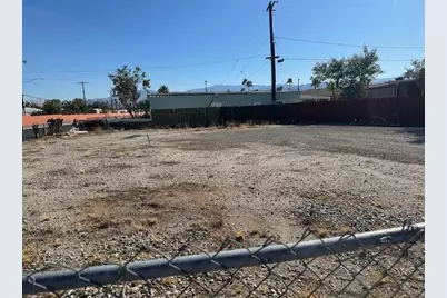 73451 Colonial Drive, Thousand Palms, CA 92276 - Photo 4