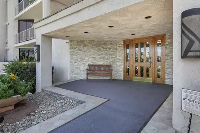 910 Island Drive #406, Rancho Mirage, CA 92270 - Photo 4