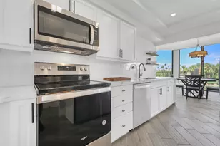 910 Island Dr, Rancho Mirage, CA 92270 - Photo 16