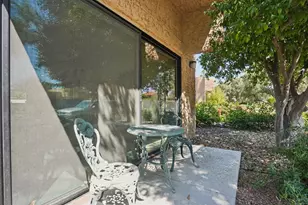 2201 Los Patos Dr, Palm Springs, CA 92264 - Photo 4