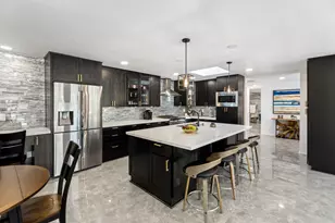 1 Temple Ct, Rancho Mirage, CA 92270 - Photo 8