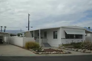 32765 St Andrews Dr, Thousand Palms, CA 92276 - Photo 2