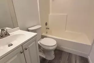 5175 E Waverly Dr, Palm Springs, CA 92264 - Photo 10