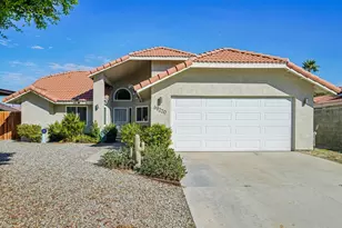 68220 Risueno Rd, Cathedral City, CA 92234 - Photo 2
