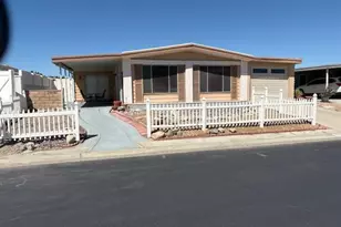 39018 Desert Greens Dr E, Palm Desert, CA 92260 - Photo 2