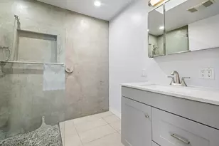 2120 Southridge Dr, Palm Springs, CA 92264 - Photo 38