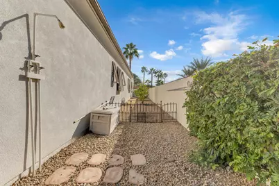69713 Camino Pacifico, Rancho Mirage, CA 92270 - Photo 46