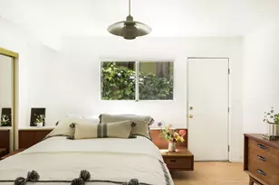 2133 Mayview Dr, Los Angeles, CA 90027 - Photo 18