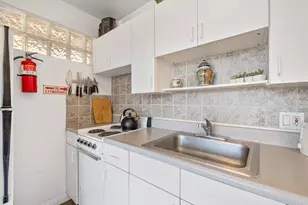 1111 E Palm Canyon Dr, Palm Springs, CA 92264 - Photo 10