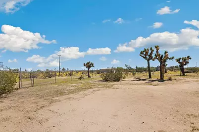 1135 Warren Vista Avenue, Yucca Valley, CA 92284 - Photo 14