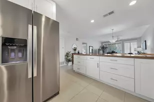 31 Malaga Dr, Rancho Mirage, CA 92270 - Photo 16