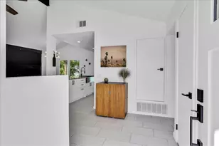 1110 E Vista Chino Rd, Palm Springs, CA 92262 - Photo 10