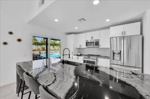 1110 E Vista Chino Rd, Palm Springs, CA 92262 - Photo 18