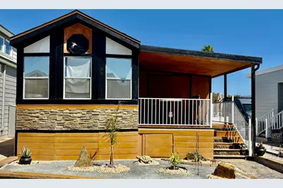 74711 Dillon Road ##203, Desert Hot Springs, CA 92241 - Photo 2