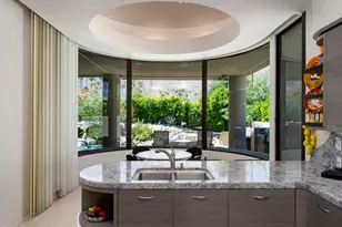 2331 S Caliente Dr, Palm Springs, CA 92264 - Photo 18