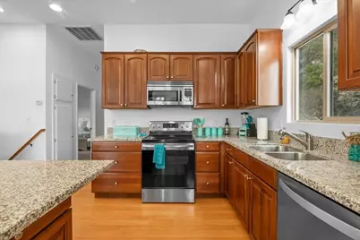 38634 N Shore Drive, Fawnskin, CA 92333 - Photo 18