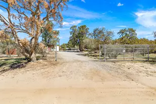 63270 Pinyon Dr, Mountain Center, CA 92561 - Photo 14
