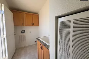 2372 Oahu Ln, Thermal, CA 92274 - Photo 8